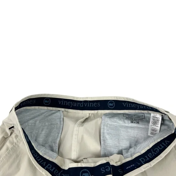 Vineyard Vines Mens 38 X 30 Pants Beige On The Go Performance Chino Casual EUC